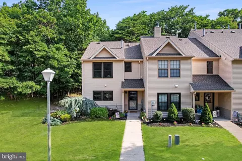 100 Whispering Oaks Way, Jackson, NJ 08527