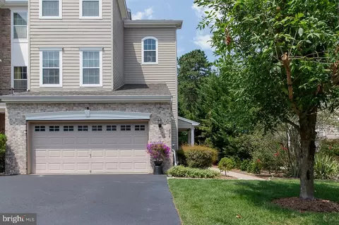 294 Hawthorne Ln, Barnegat, NJ 08005