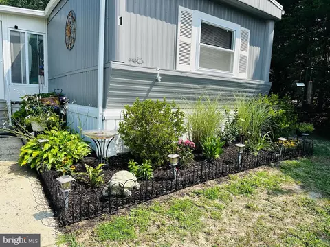 1 Holly, West Creek, NJ 08092