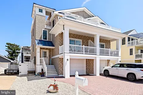 417 Coral St #B, Beach Haven, NJ 08008