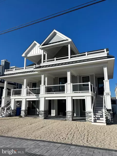 431 Amber St #A, Beach Haven, NJ 08008