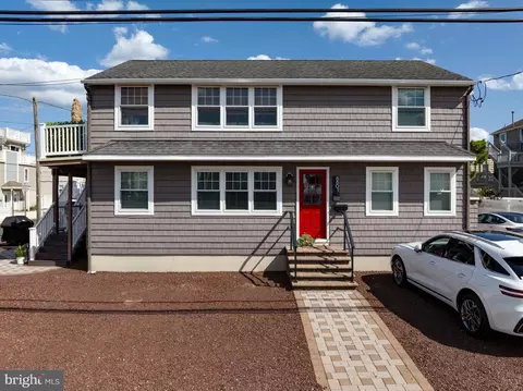 8801 Beach Ave, Long Beach Township, NJ 08008