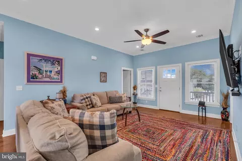 969 Capstan Dr, Forked River, NJ 08731 photo 9