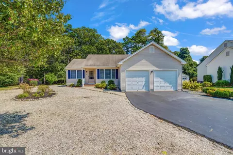 69 Jared Ln, Little Egg Harbor Twp, NJ 08087