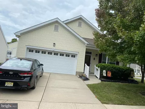 77 Ivy Creek Dr, Little Egg Harbor Twp, NJ 08087