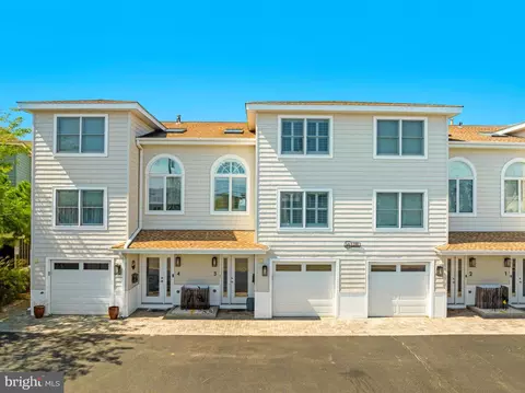 100 S West Ave #3, Beach Haven, NJ 08008