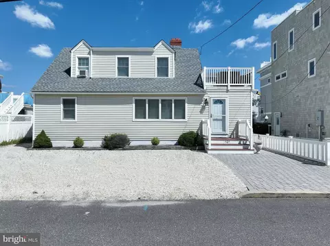 101 E Rhode Island Ave, Long Beach Township, NJ 08008