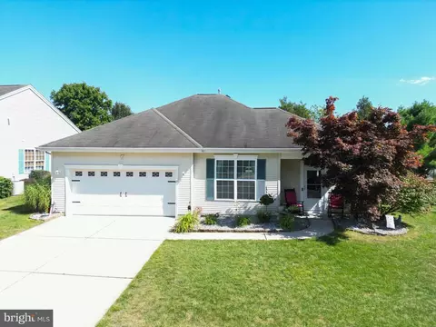 29 Seagull Dr, Tuckerton, NJ 08087