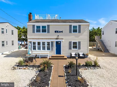 5 Alexis Pl, Long Beach Township, NJ 08008