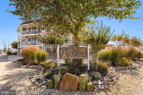 1810 Central Ave #5, Ship Bottom, NJ 08008