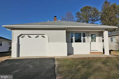 992 Jamaica Blvd, Toms River, NJ 08757
