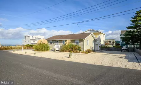 25 Joan Rd, Long Beach Township, NJ 08008