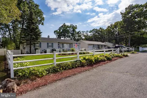 2432 Woodland Rd, Manchester Township, NJ 08759
