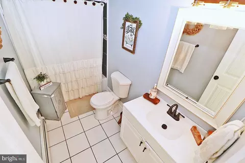 Bath - 364 Constitution Dr, Forked River, NJ 08731 photo 2 of 2