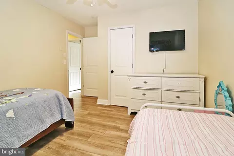 Bedroom - 364 Constitution Dr, Forked River, NJ 08731 photo 2 of 5