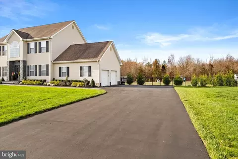 7 Jansen Ct, New Egypt, NJ 08533 photo 4