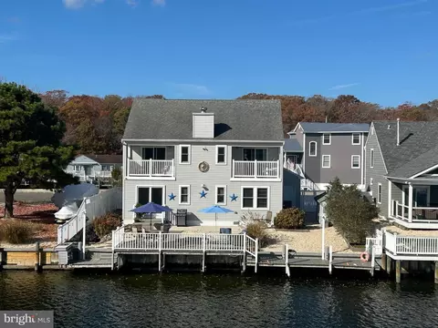 89 Ocean Gate Ave, Bayville, NJ 08721