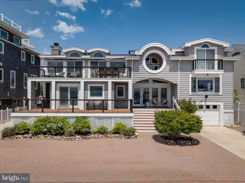 115 W Kimberly Ave, Long Beach Township, NJ 08008