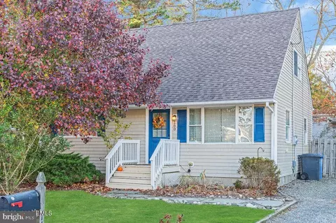 160 Lehigh Ave, Manahawkin, NJ 08050