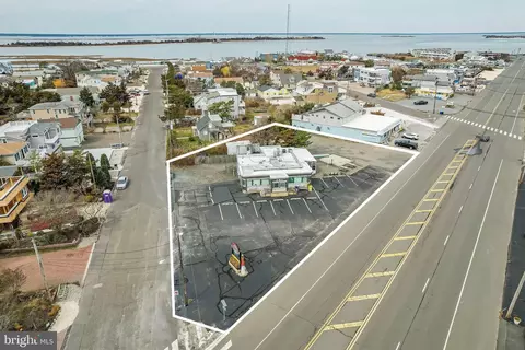 704 Broadway, Barnegat Light, NJ 08006