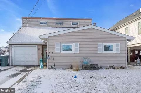 23 W Susquehanna Dr, Tuckerton, NJ 08087