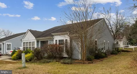 1251 B Thornbury La, Manchester, NJ 08759