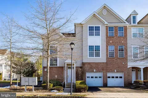 24 Farrah Dr, Manahawkin, NJ 08050