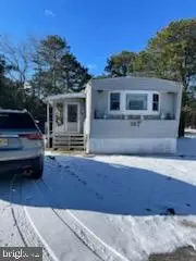 118 Oak Dr, Barnegat, NJ 08005