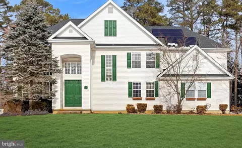 16 Normandy Dr, Jackson, NJ 08527