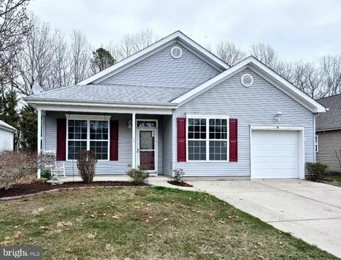13 Lilly Dr, Tuckerton, NJ 08087
