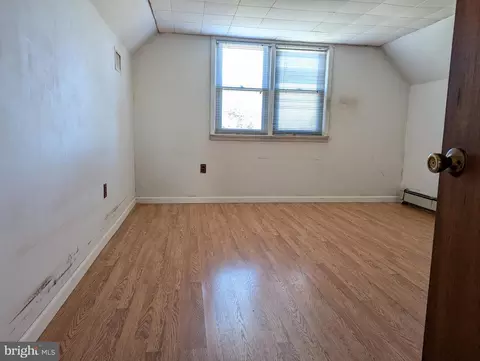 Bedroom - 456 Barnacle Rd, Forked River, NJ 08731 photo 3 of 3