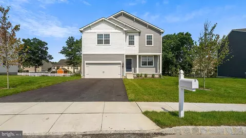 21 Michael Ave, Barnegat, NJ 08005