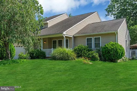 432 Center St, Forked River, NJ 08731 photo 3