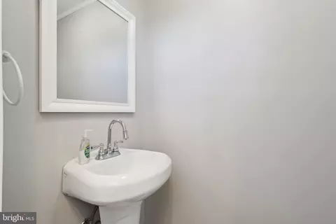 Entry Way - 407 Constitution Dr, Forked River, NJ 08731 photo 5 of 6