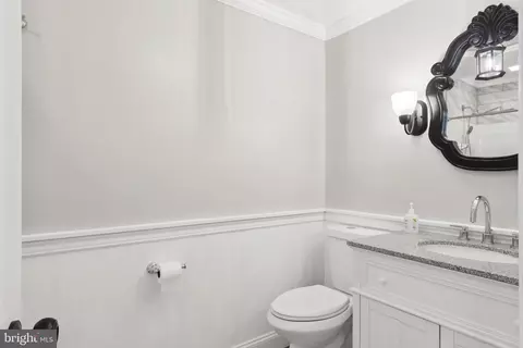 Bath - 407 Constitution Dr, Forked River, NJ 08731 photo 1 of 2