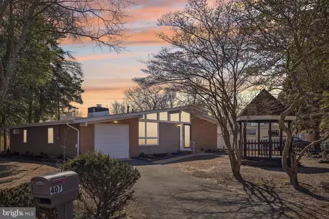 407 Constitution Dr, Forked River, NJ 08731