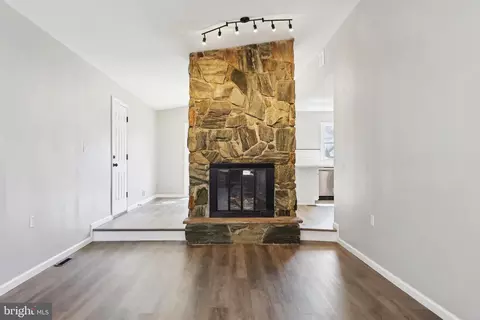 Living - 407 Constitution Dr, Forked River, NJ 08731 photo 1 of 7