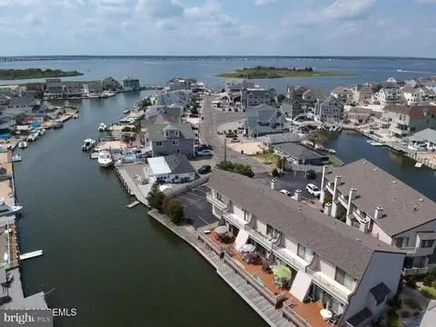 2 Sixth Ter, Seaside Heights, NJ 08751