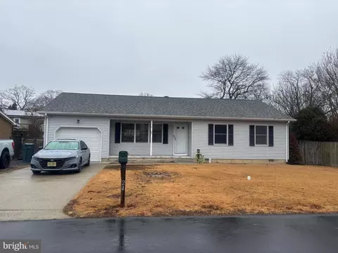 24 Oak Leaf, Little Egg Harbor Twp, NJ 08087