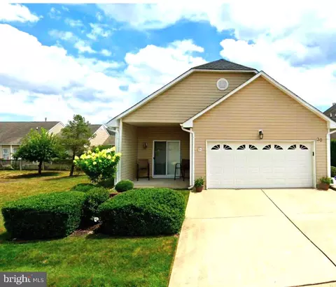 30 Lookout Dr, Manahawkin, NJ 08050