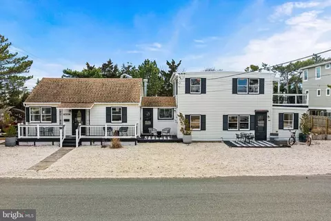 300 Glendola Ave, Beach Haven, NJ 08008