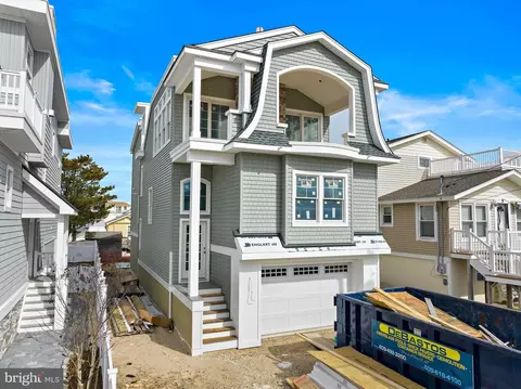 11 W Mckinley Ave # -A, Long Beach Township, NJ 08008
