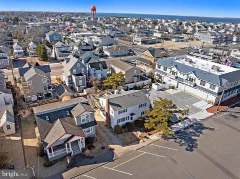222 Fourth St, Beach Haven, NJ 08008