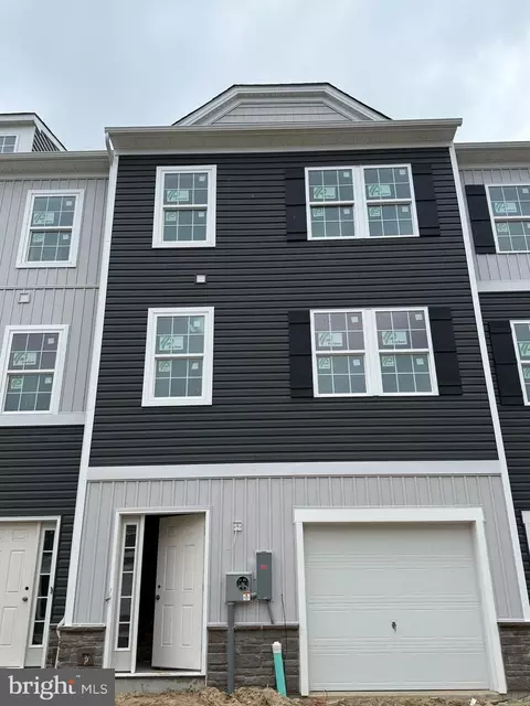 5 Baybreeze Dr, Waretown, NJ 08758