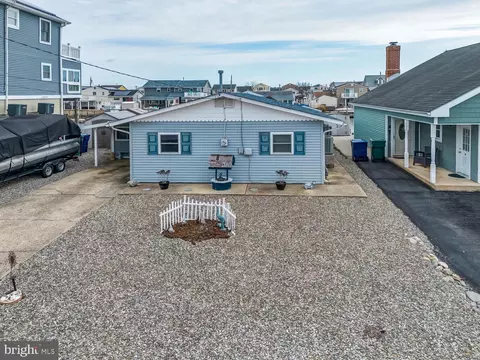 11 S Los Angeles Dr, Little Egg Harbor Twp, NJ 08087