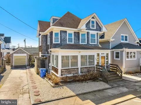 118 Fourth St, Beach Haven, NJ 08008