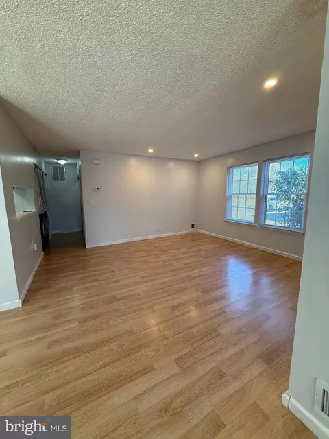 606 Sequoia Ct, Jackson, NJ 08527 photo 3