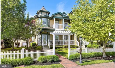 318 Centre St, Beach Haven, NJ 08008