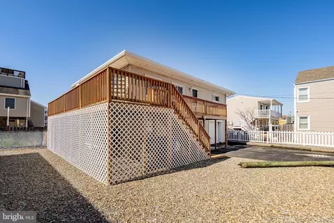 500 Engleside Ave, Beach Haven, NJ 08008