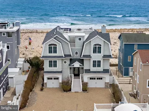107 E Jeanette Ave, Long Beach Township, NJ 08008